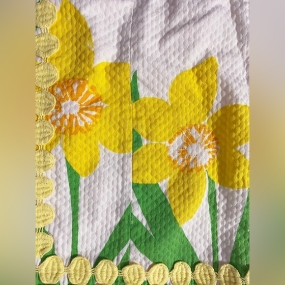 LILLY PULITZER Strapless Dress in Daffodil Print with Lace Detailing - Picture 11 of 11